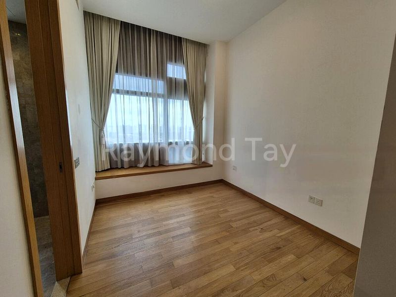 5 Bed Condo for Rent in  Nouvel 18 - Image 8